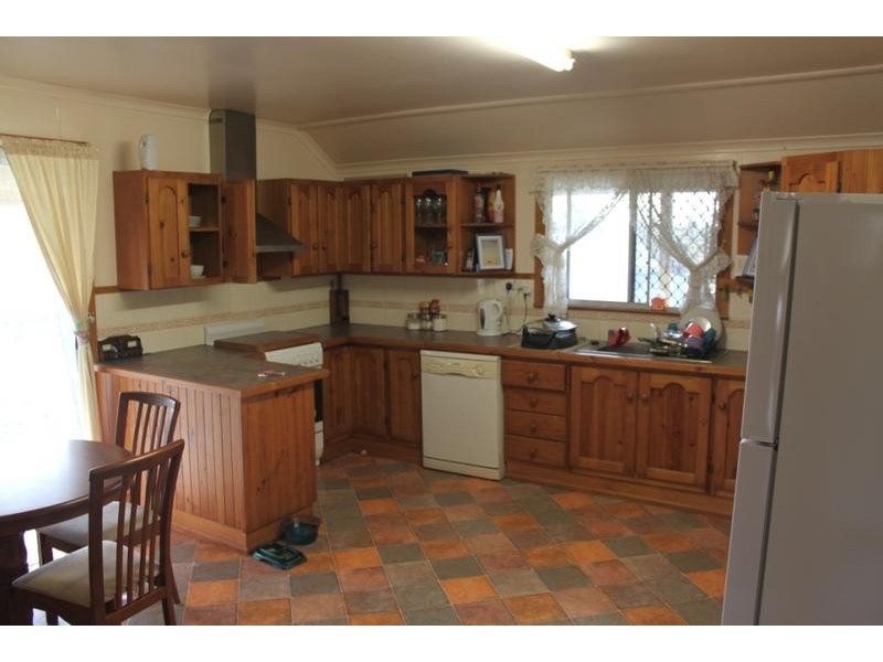 2 Hiscock Road, Woodhill QLD 4285