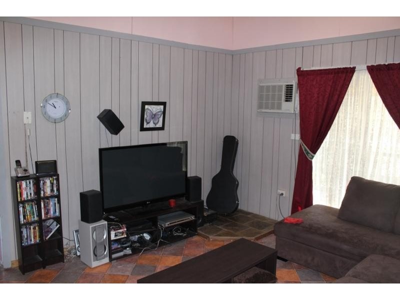 2 Hiscock Road, Woodhill QLD 4285