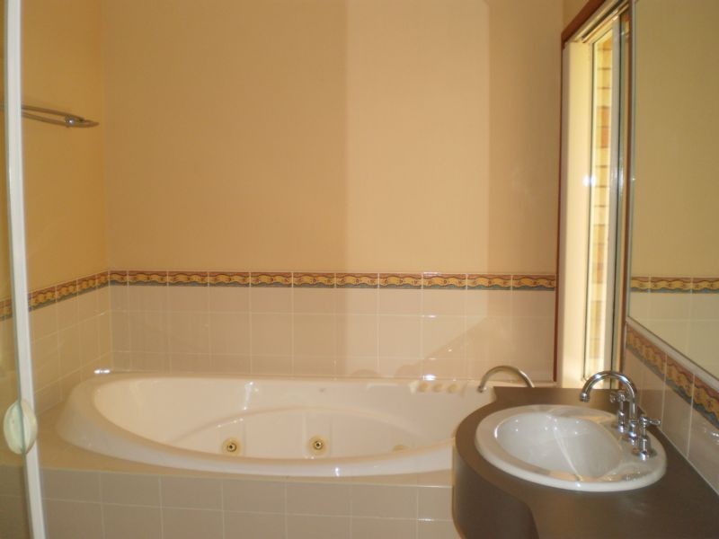 59 – 61 Platypus Drive, Greenbank QLD 4124