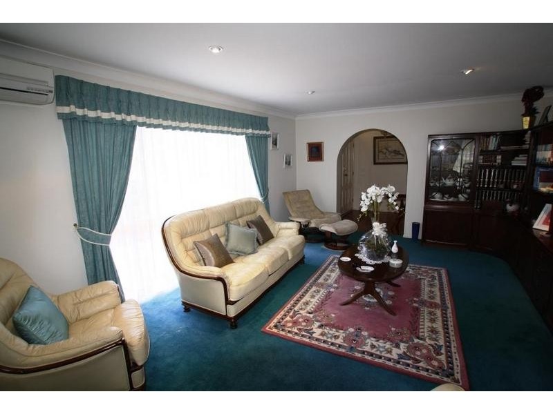 72 Pohon Drive, Tanah Merah QLD 4128
