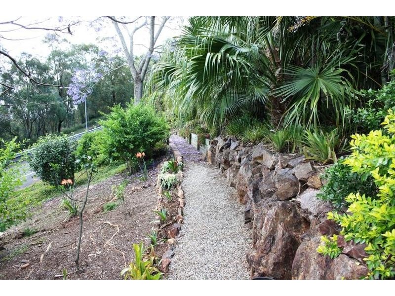 72 Pohon Drive, Tanah Merah QLD 4128