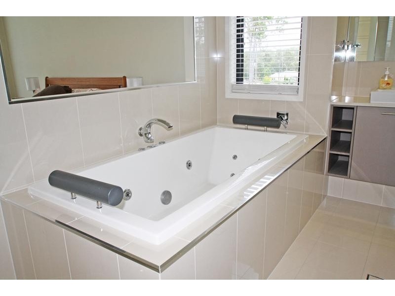 70 -72 Boyd Road, New Beith QLD 4124