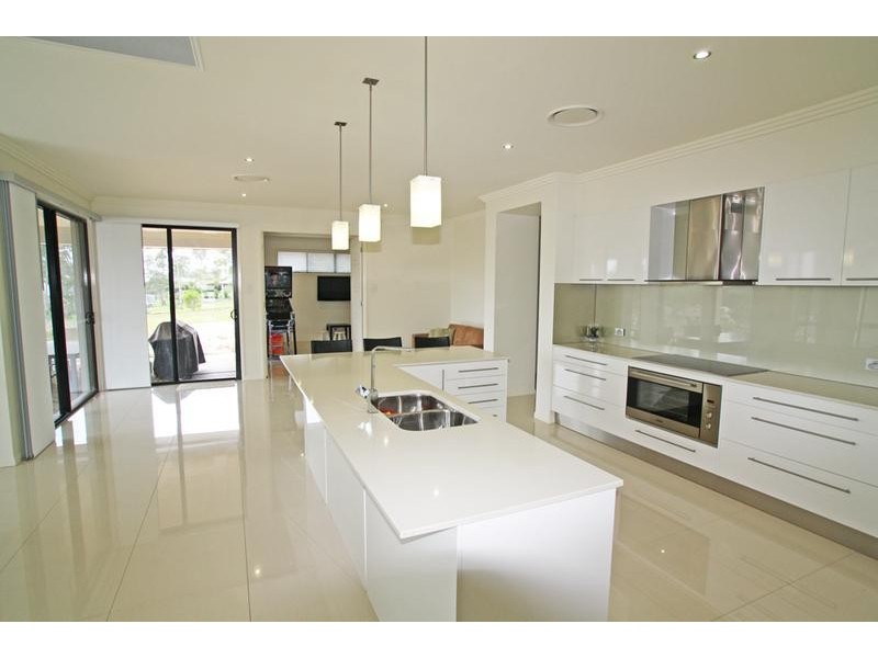 70 -72 Boyd Road, New Beith QLD 4124