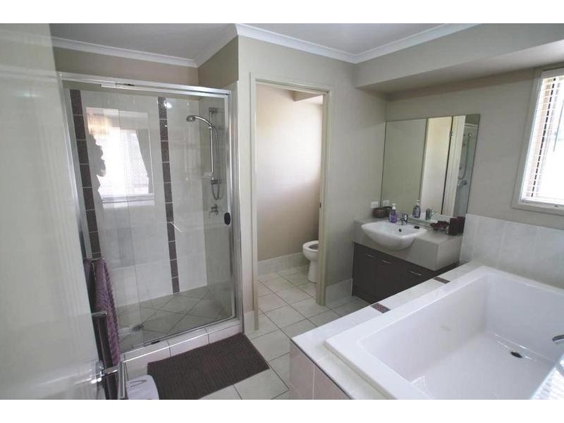 652-654 Silverwood Drive, Jimboomba QLD 4280