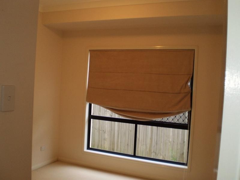 252 Lakeside Avenue, Springfield Lakes QLD 4300