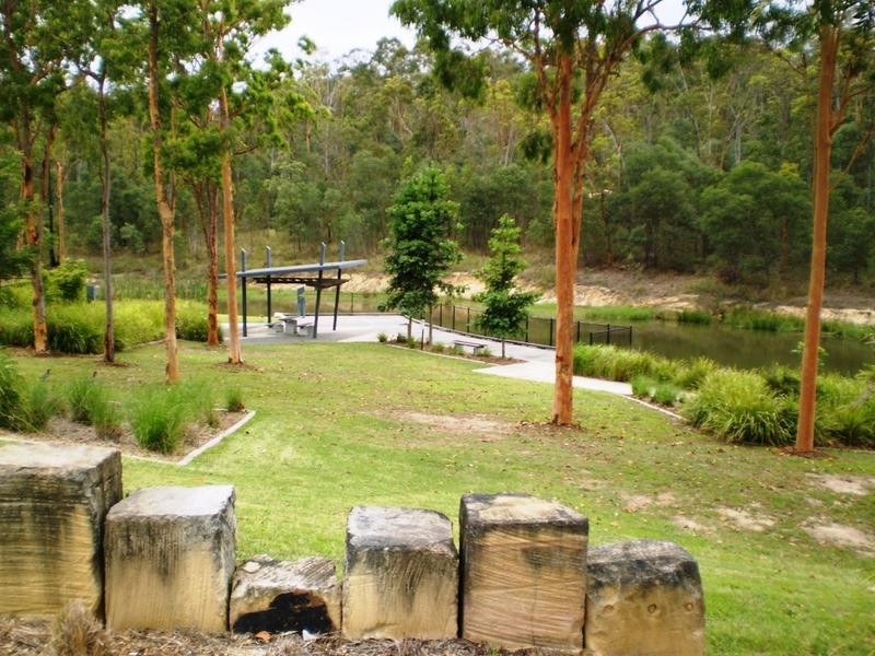 252 Lakeside Avenue, Springfield Lakes QLD 4300