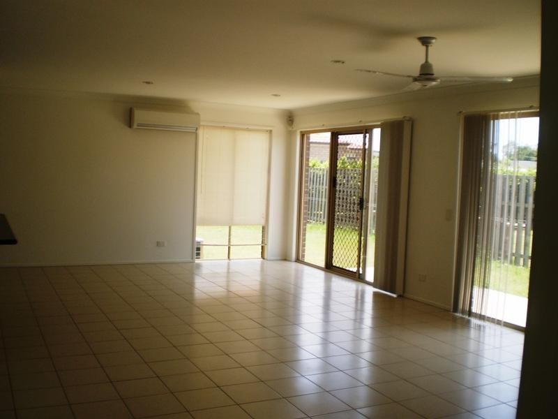 31 Freshwater Drv, Berrinba QLD 4117