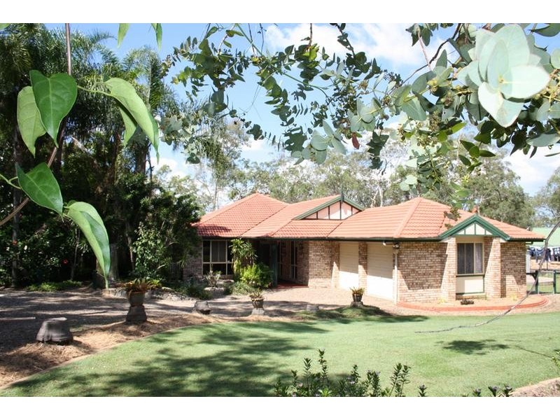74-76 Carter Road, Munruben QLD 4125