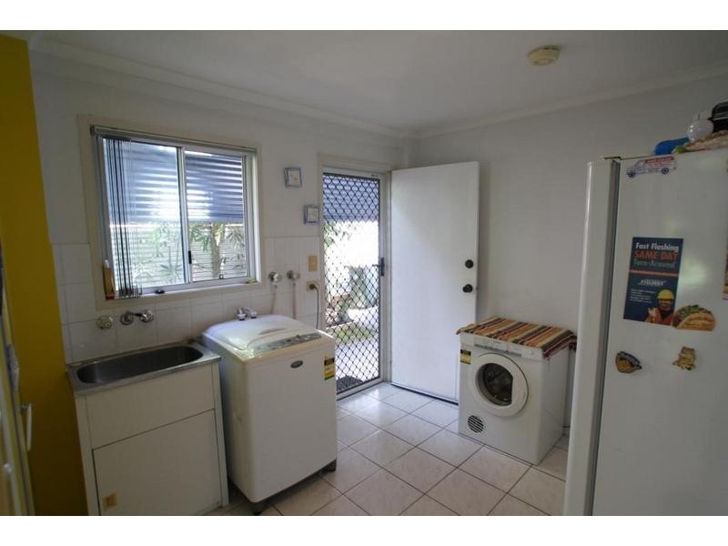 9 Booran Street, Lota QLD 4179