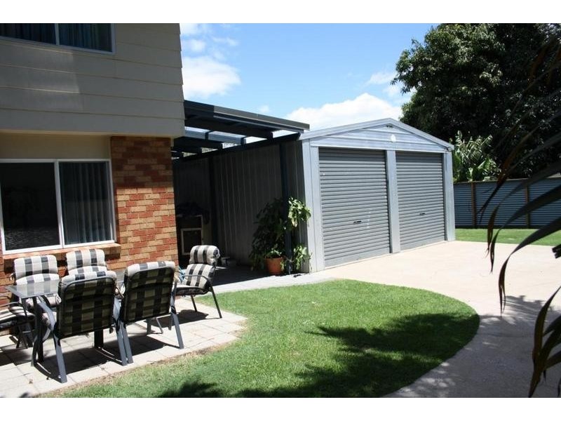 9 Booran Street, Lota QLD 4179
