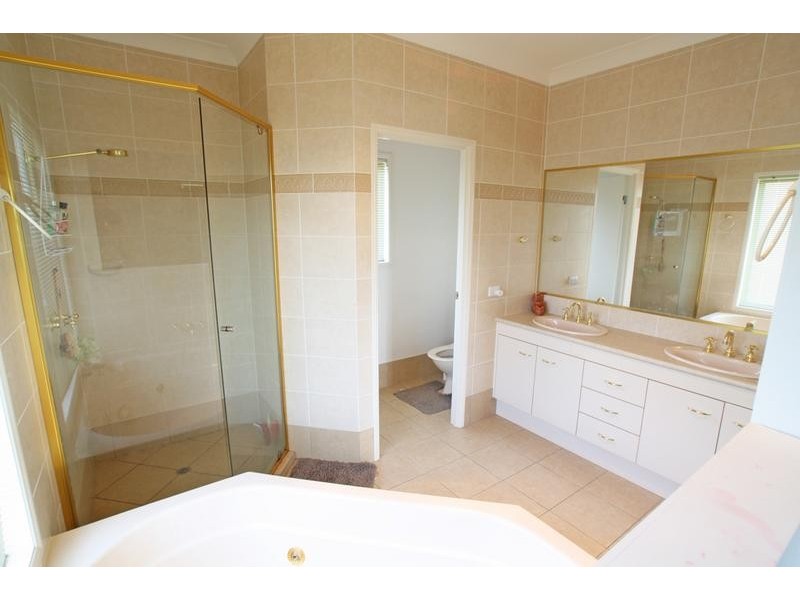 343-345 Equestrian Drive, New Beith QLD 4124