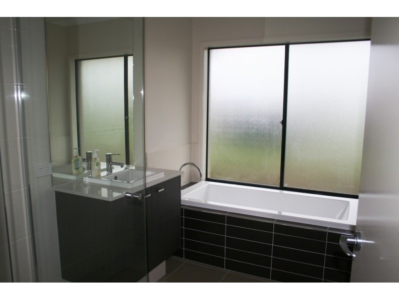 667-669 Silverwood Drive, Jimboomba QLD 4280