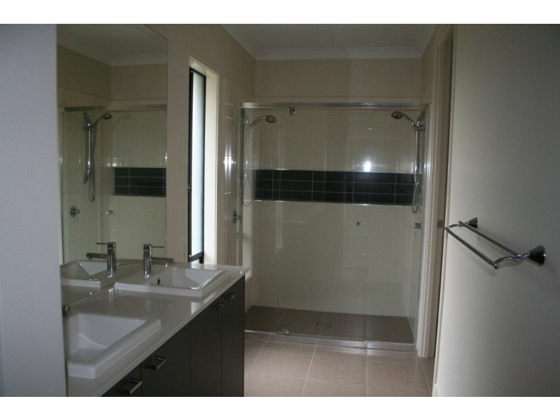 667-669 Silverwood Drive, Jimboomba QLD 4280