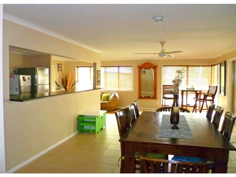 32-34 Grosvenor Court, Munruben QLD 4125