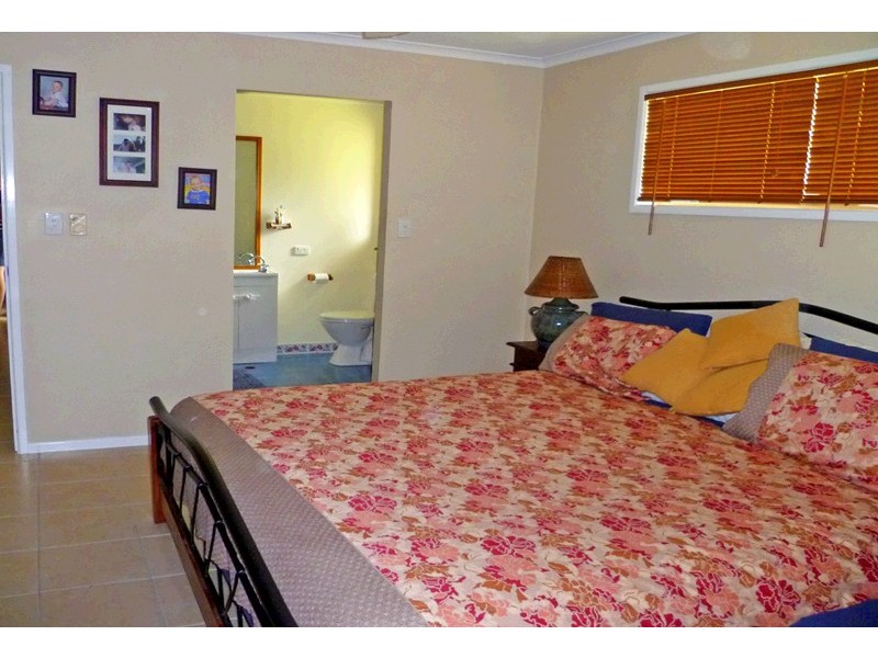 32-34 Grosvenor Court, Munruben QLD 4125