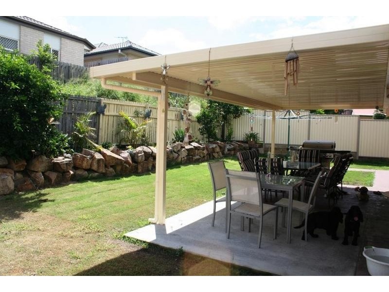 102 Highbury Drive, Redbank Plains QLD 4301