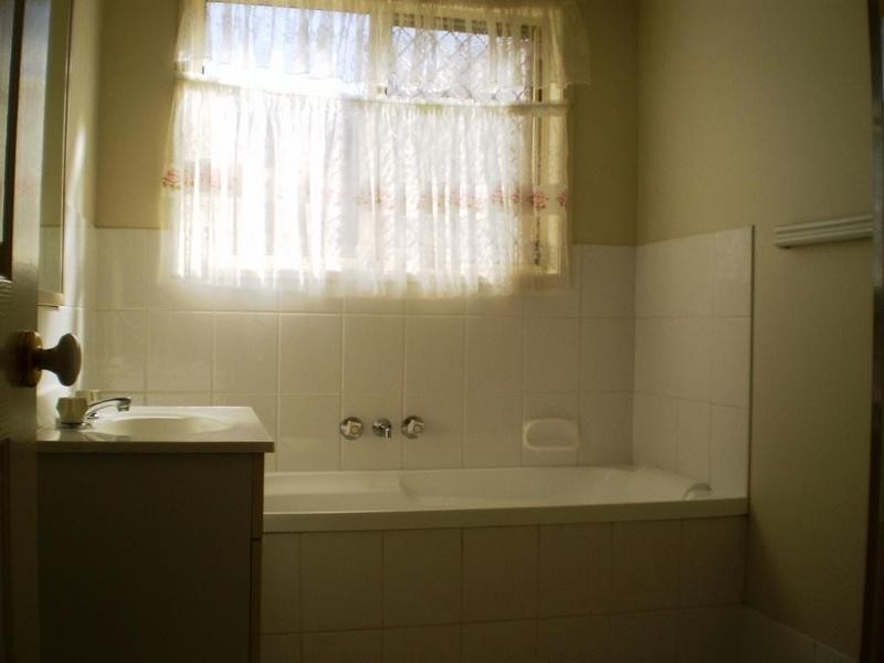 19 Oakwood Drive, Waterford West QLD 4133