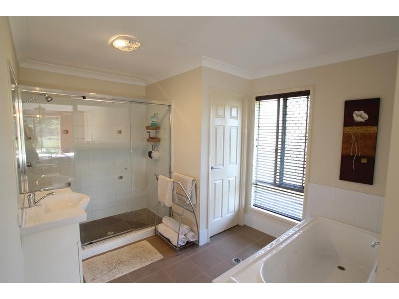 29-33 Dianella Court, New Beith QLD 4124