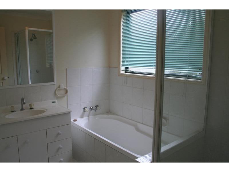 12 Filbert Court, Crestmead QLD 4132