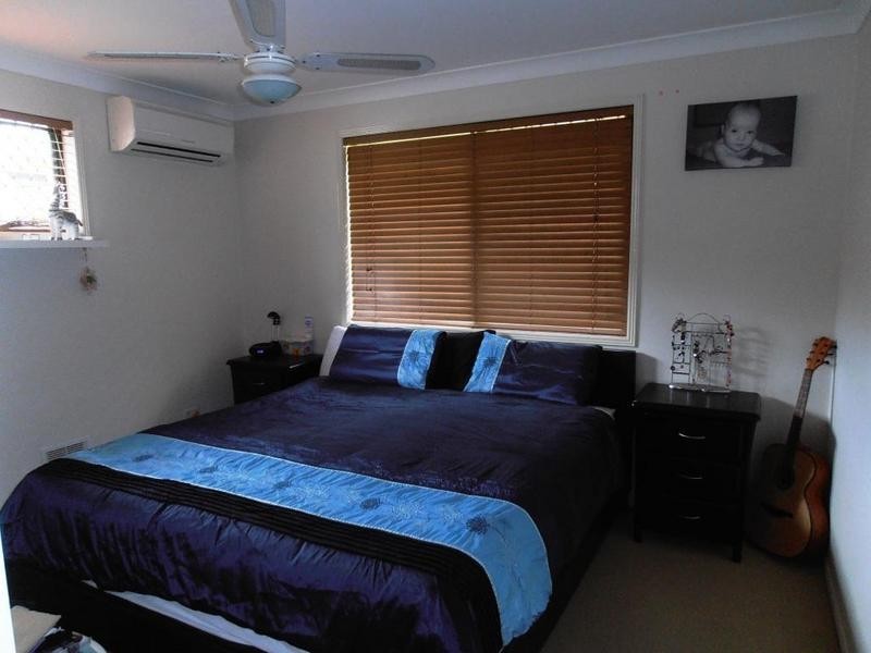 40 Regency Drive, Regents Park QLD 4118
