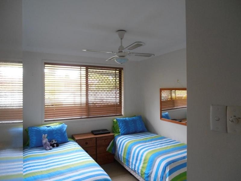 40 Regency Drive, Regents Park QLD 4118