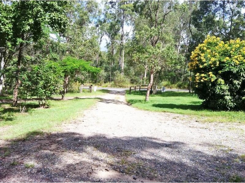 283-295 Thompson road, Greenbank QLD 4124