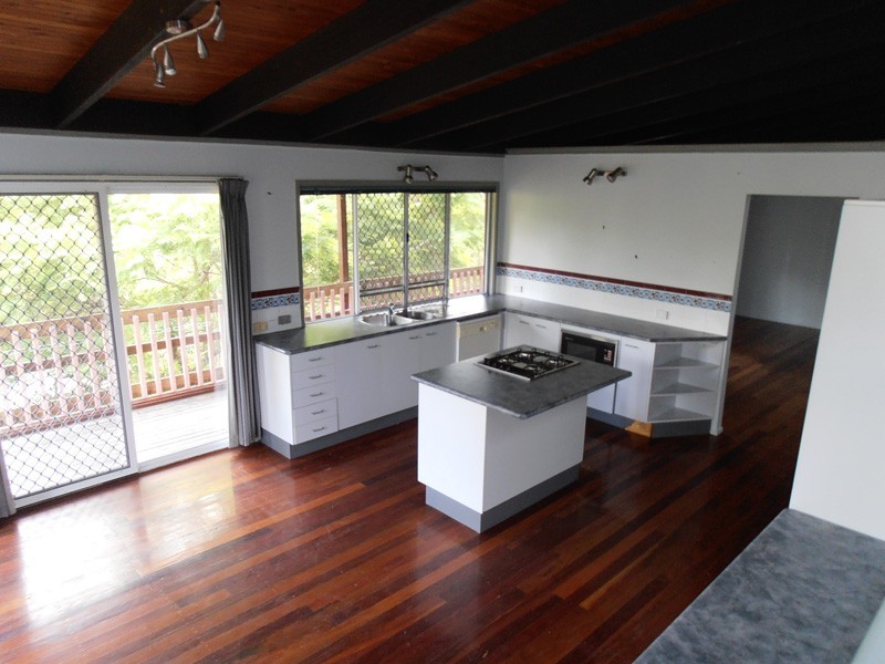 7 Castile Crescent, Holmview QLD 4207