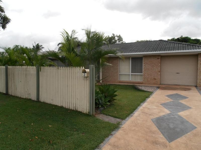 3 Paroo Place, Hillcrest QLD 4118