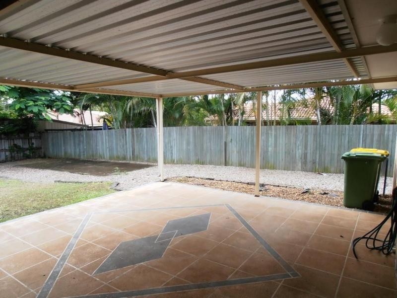 3 Paroo Place, Hillcrest QLD 4118