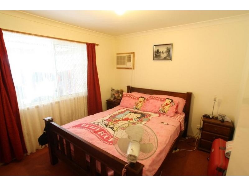 15 Calder Ct, Crestmead QLD 4132