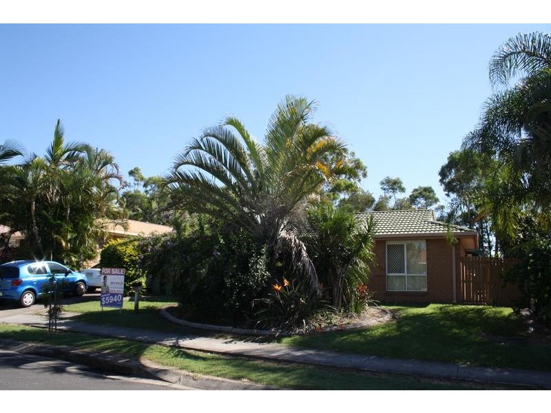 15 Calder Ct, Crestmead QLD 4132