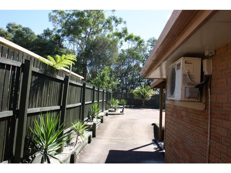 15 Calder Ct, Crestmead QLD 4132