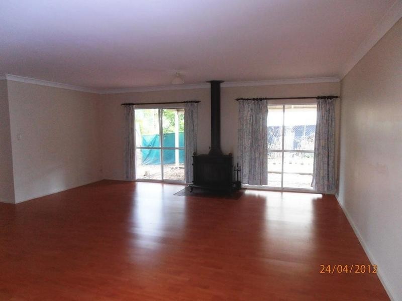 26 South St, Jimboomba QLD 4280