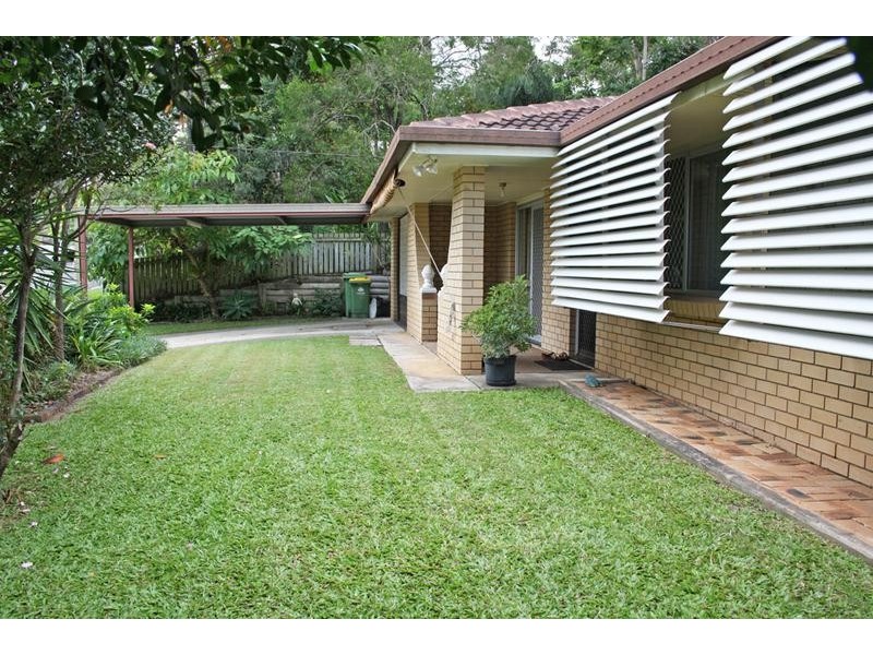 36 Antares Avenue, Kingston QLD 4114