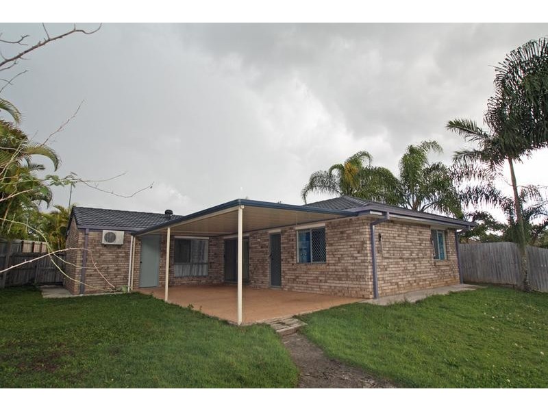 10 Sonorous Cl, Regents Park QLD 4118