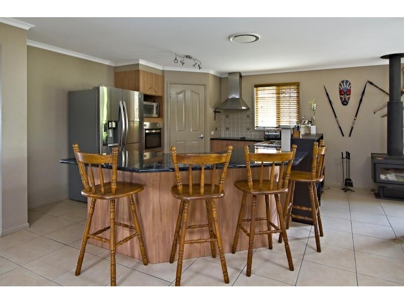 21 Border Crescent, New Beith QLD 4124