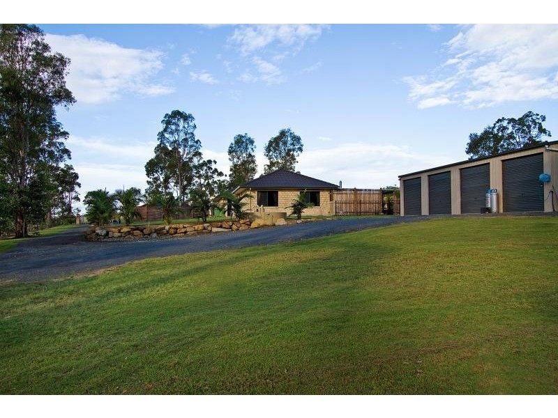 21 Border Crescent, New Beith QLD 4124