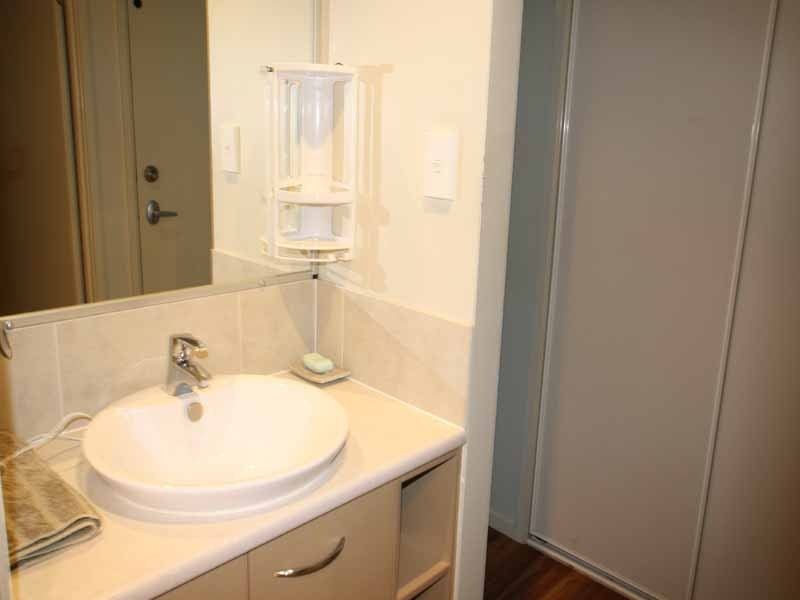 8 Turquoise Crs, Springfield QLD 4300