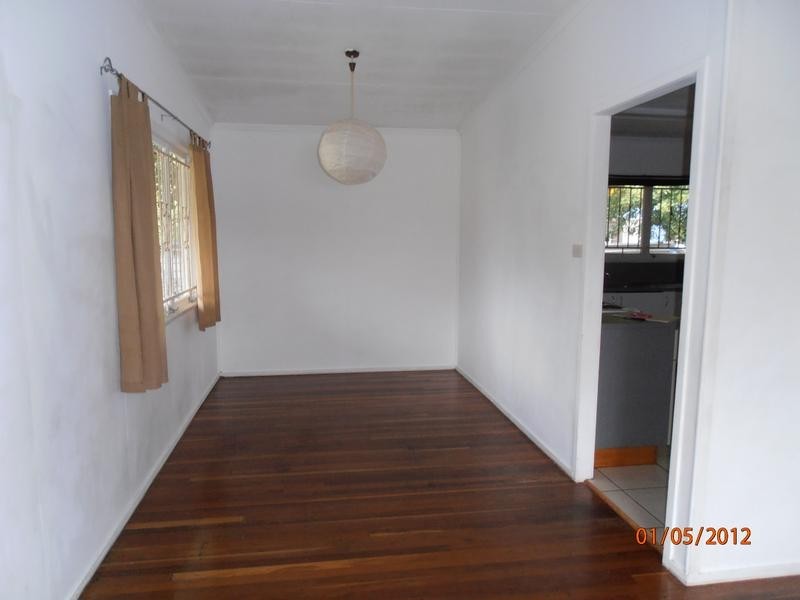 11 Dol St, Woodridge QLD 4114