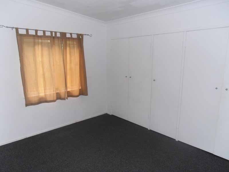 11 Dol St, Woodridge QLD 4114