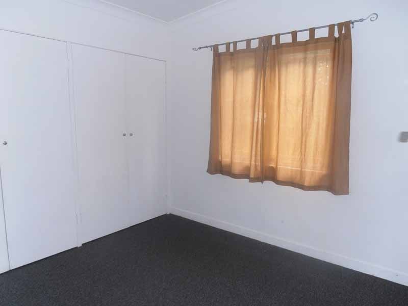11 Dol St, Woodridge QLD 4114
