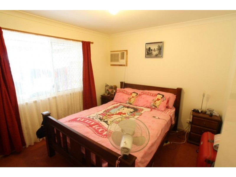 15 Calder Court, Crestmead QLD 4132
