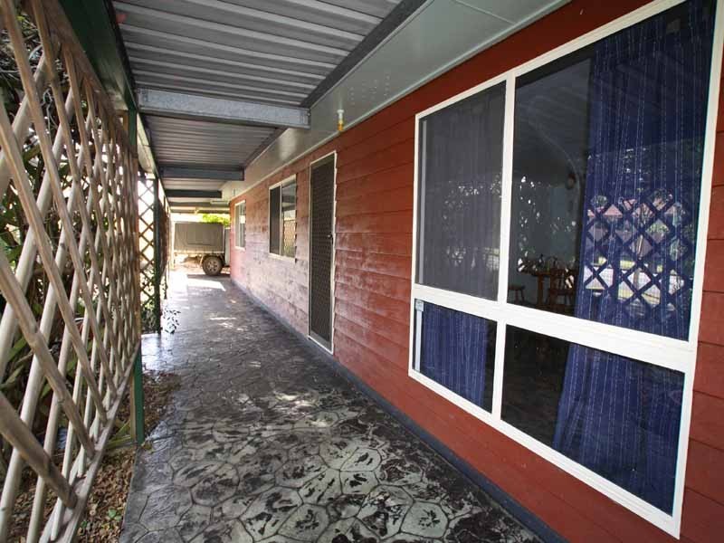 21 Emerald Drive, Regents Park QLD 4118