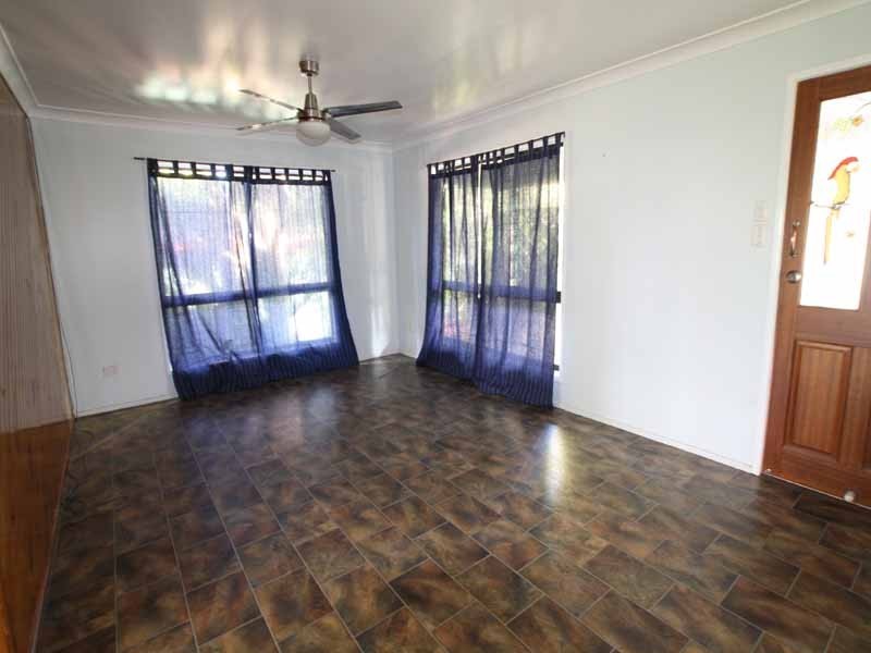 21 Emerald Drive, Regents Park QLD 4118