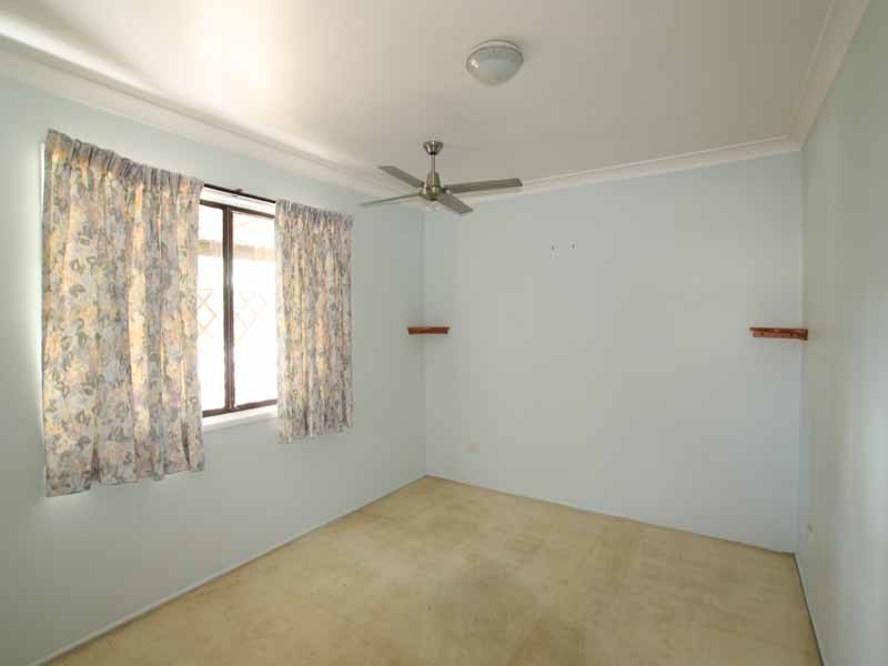 21 Emerald Drive, Regents Park QLD 4118