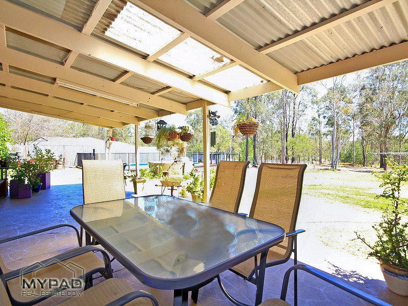 301 Bushman Drive, Jimboomba QLD 4280