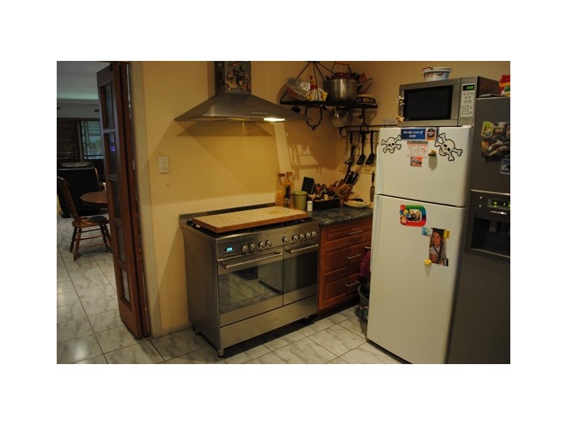 32 Station Rd, Bethania QLD 4205
