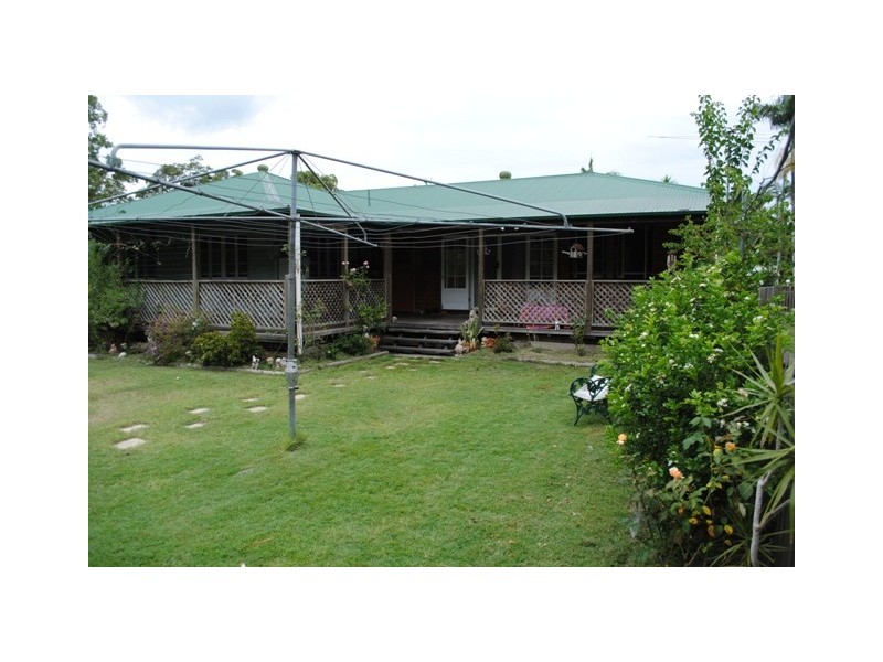 32 Station Rd, Bethania QLD 4205