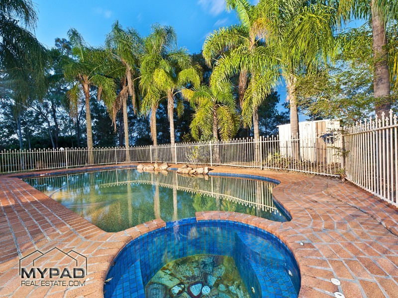 152 Campbell Road, Greenbank QLD 4124