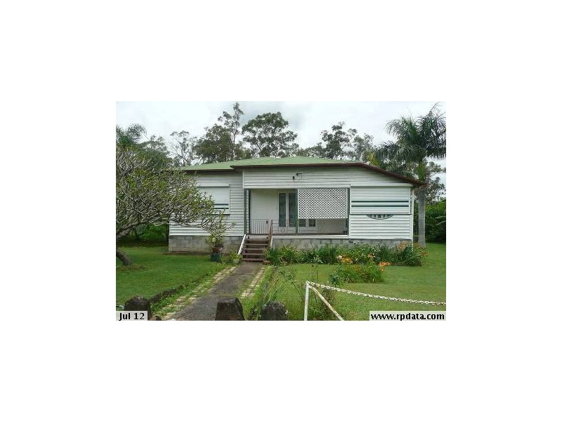 704 Middle Road, Greenbank QLD 4124